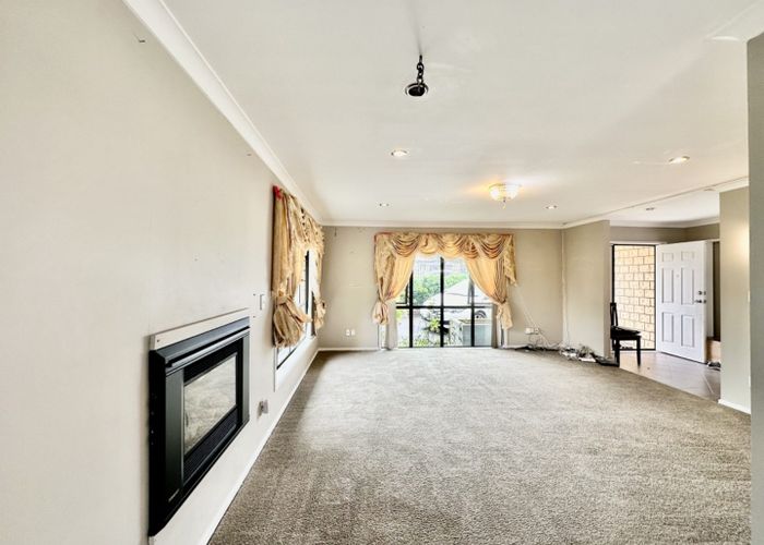  at 20 Thomas Road, Flat Bush, Manukau City, Auckland