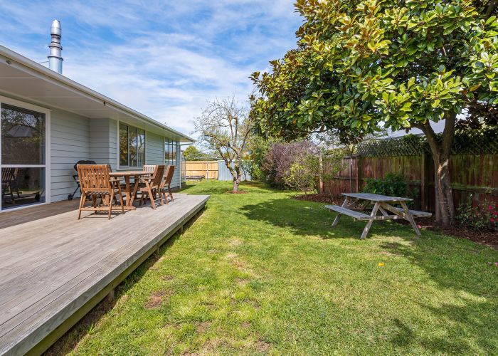  at 17 Glenrowan Avenue, Avondale, Christchurch