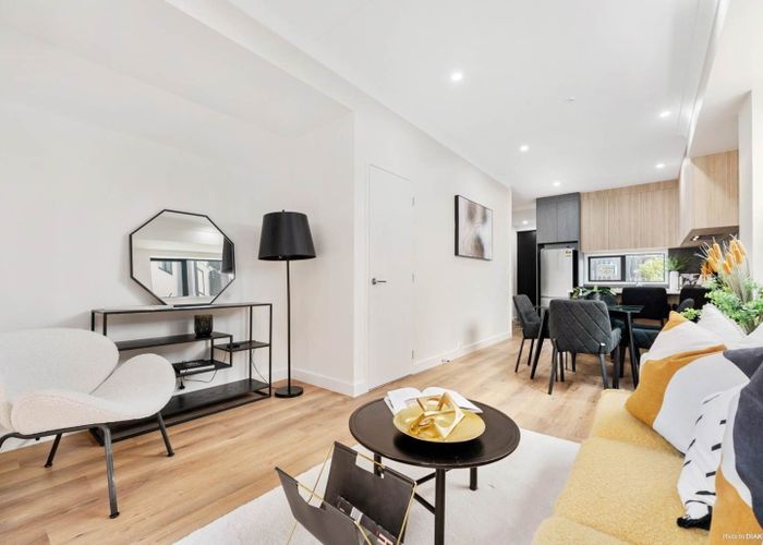  at 16 Parkwood Ave., Westgate, Waitakere City, Auckland