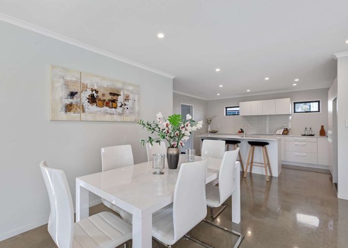  at 30 Orchard Rise, Rosehill, Papakura