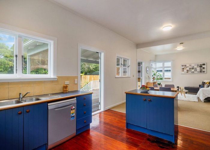  at 23 Lloyd Avenue, Mount Albert, Auckland