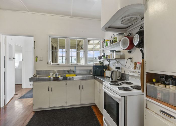  at 276 Shirley Road, Papatoetoe, Manukau City, Auckland