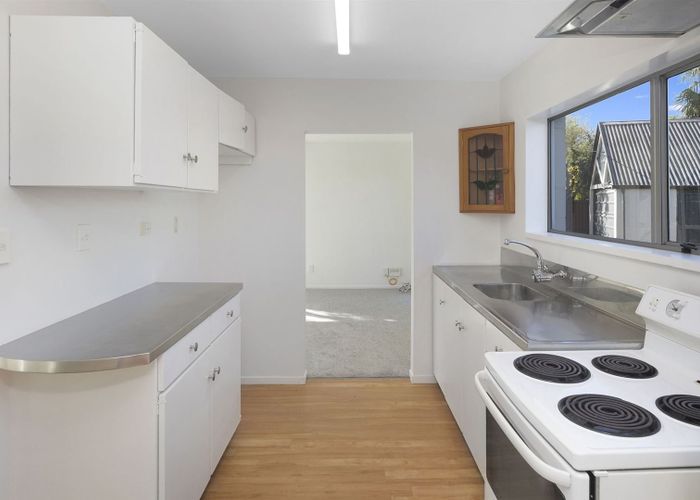  at 2/22C Egmont Place, Bishopdale, Christchurch