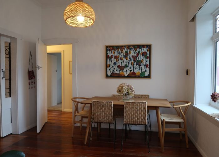  at 18 Charlotte Avenue, Brooklyn, Wellington