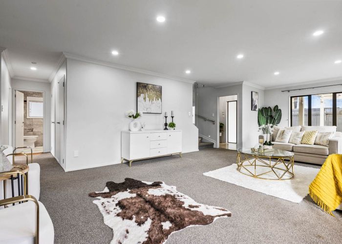  at 8a Hamilton Road, Papatoetoe, Manukau City, Auckland