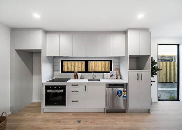  at 2/25 Allard Street, St. Albans, Christchurch City, Canterbury