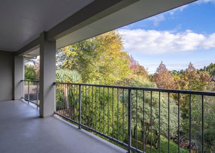 at 5/90 Albany Highway, Albany, North Shore City, Auckland