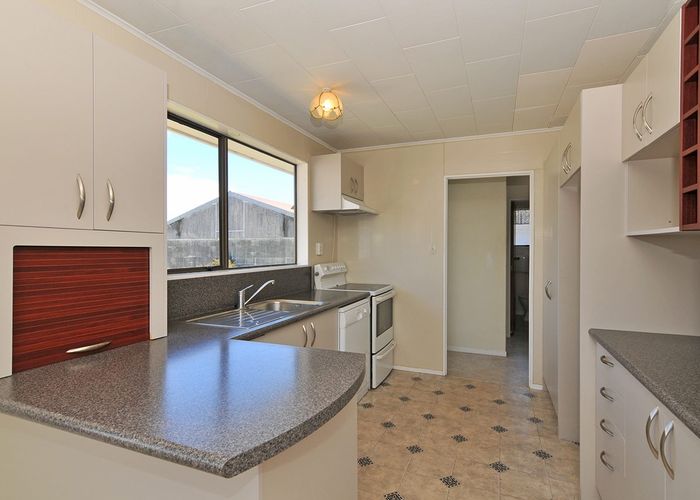  at 4 Fremont Grove, Totara Park, Upper Hutt, Wellington