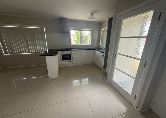  at 6A Nairn Place, Otara, Manukau City, Auckland