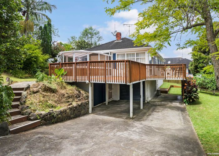  at 2/18 Belmont Terrace, Milford, Auckland