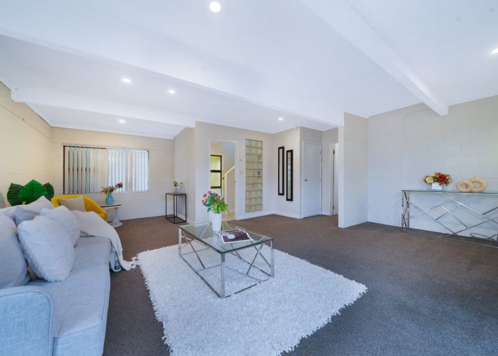  at 102 Tirimoana Road, Te Atatu South, Waitakere City, Auckland