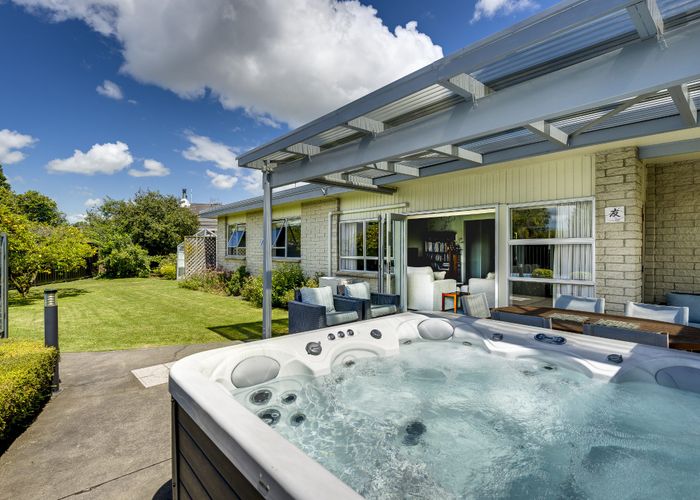  at 911 Ebbett Street, Raureka, Hastings