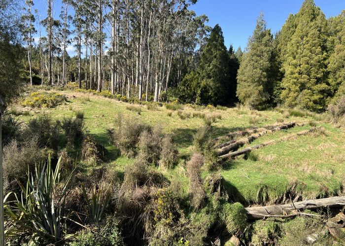  at 137 Clifton Road, Kaiata, Greymouth