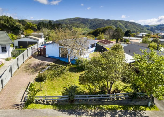  at 154 Holborn Drive, Stokes Valley, Lower Hutt