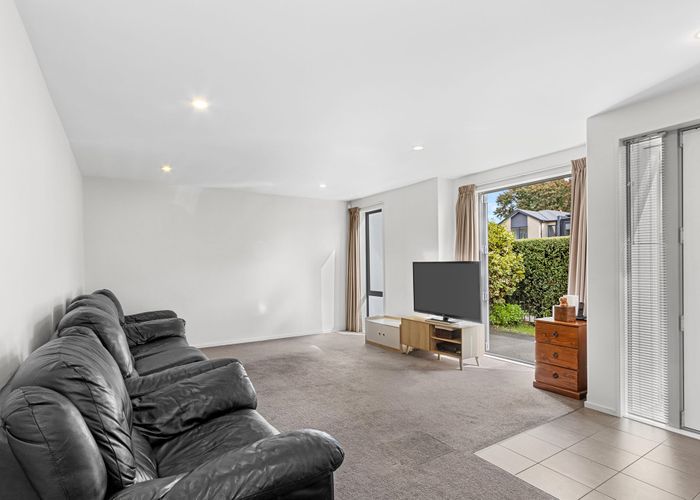  at 3 Yew Tree Lane, Hillmorton, Christchurch