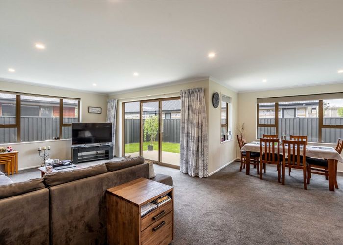  at 27 Duncan Street, Hawthorndale, Invercargill