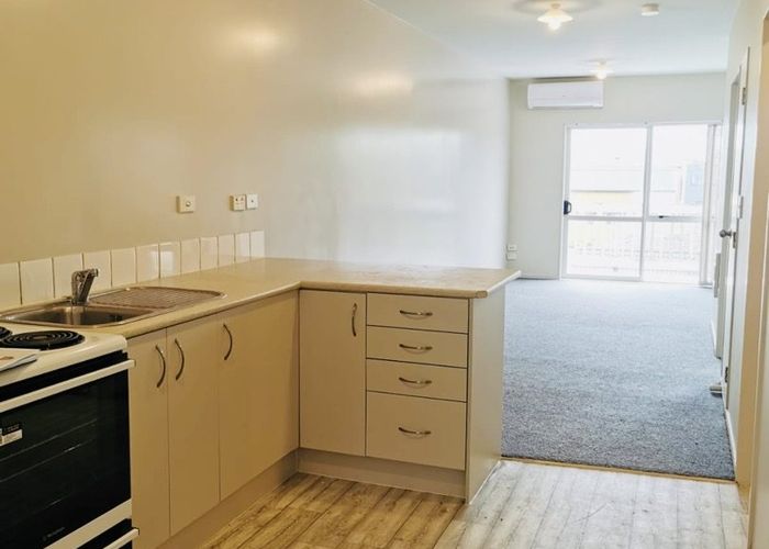  at 13/242 Great North Road, Henderson, Waitakere City, Auckland