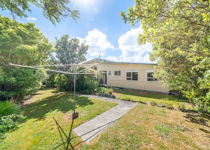 at 6 Fathom Lane, Whitby, Porirua