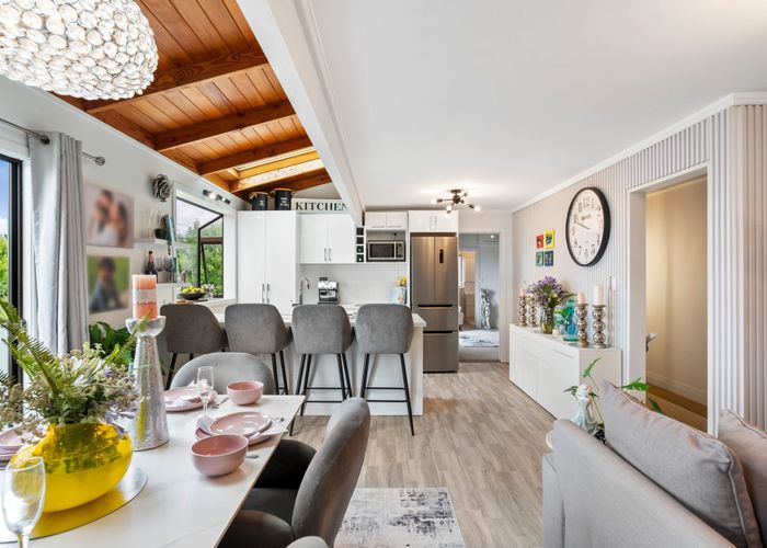  at 2 Rajan Place, Hillsborough, Auckland City, Auckland