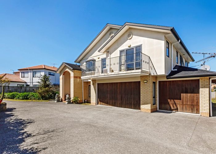 at 3 Ballintra Close, Pinehill, Auckland