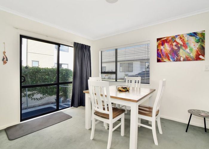  at 8E Heath Street, Mount Maunganui