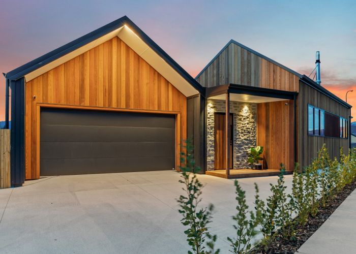  at 6 Flax Street, Hanley's Farm, Jacks Point, Queenstown-Lakes, Otago