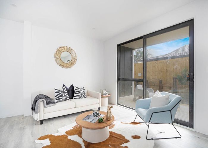  at 1/37 Claude Road, Hill Park, Manukau City, Auckland