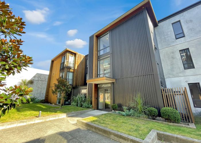  at 201/41 Hopper Street, Mount Cook, Wellington