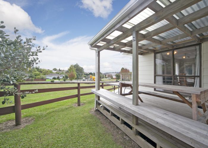  at 3b Hydra Place, Glen Eden, Waitakere City, Auckland