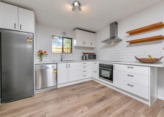  at 1/77 Atkinson Road, Titirangi, Auckland