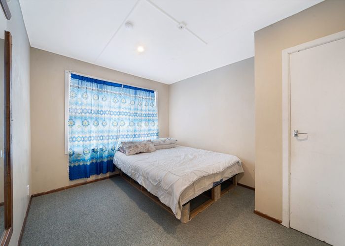  at 18 Bernard Street, Mount Wellington, Auckland