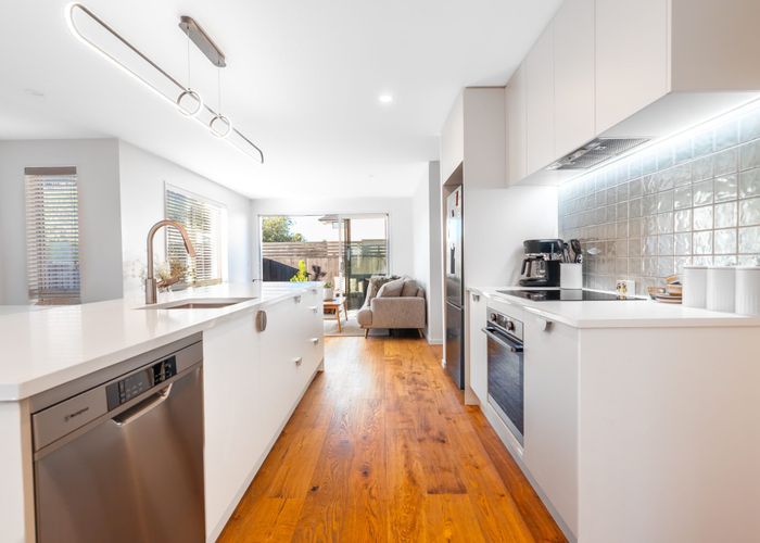  at 2/179 Weston Road, St. Albans, Christchurch City, Canterbury