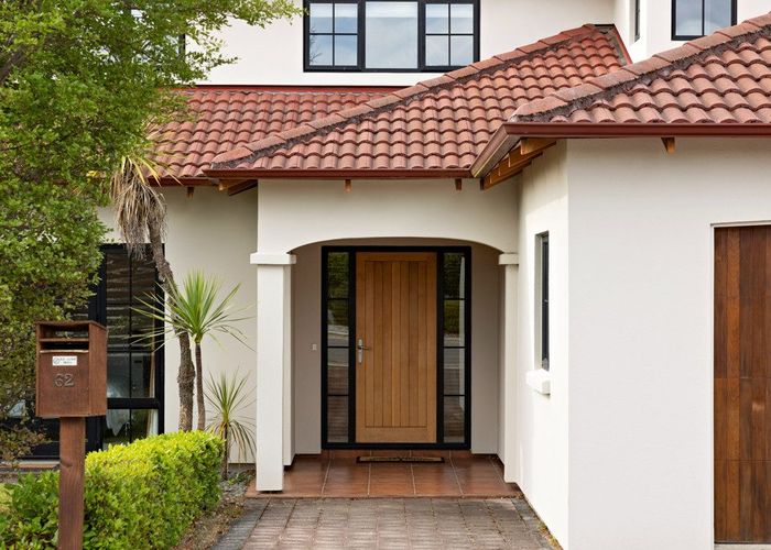  at 62 Oregon Drive, Kelvin Heights, Queenstown