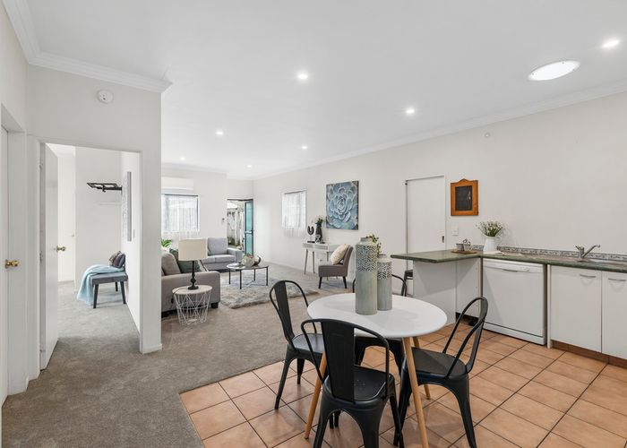 Free property data for 2/402 Cambridge Terrace, Naenae, Lower Hutt