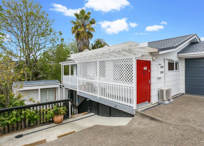  at 2/4 Ambler Avenue, Glen Eden, Auckland