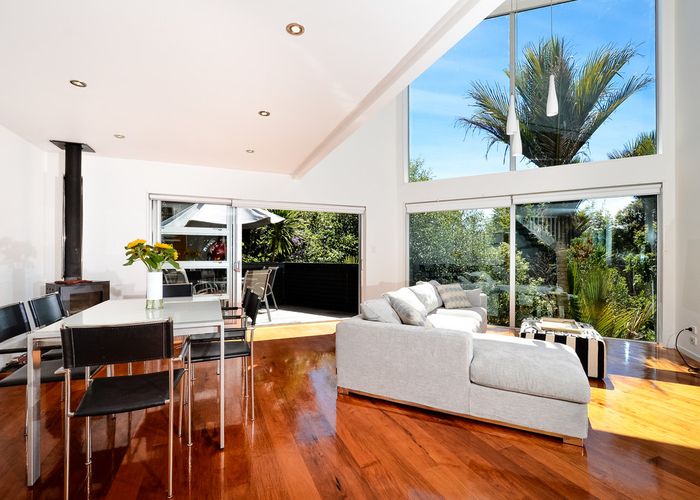  at 282 Motutara Road, Muriwai