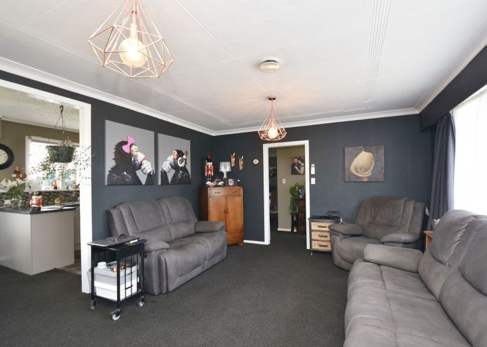  at 14 Dumbarton Place, Strathern, Invercargill