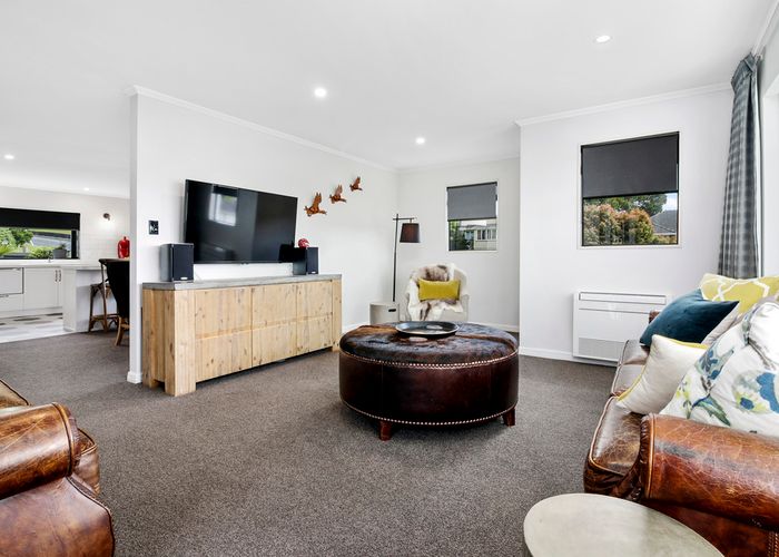 at 26 Pah Road, Cockle Bay, Auckland