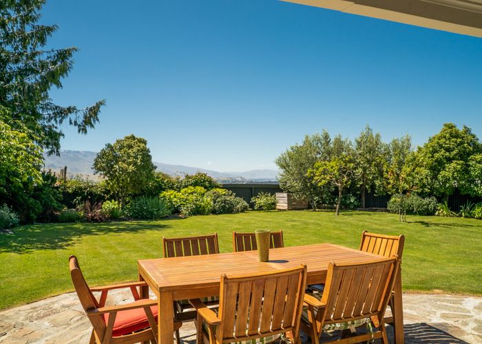  at 6 Hall Road, Bannockburn