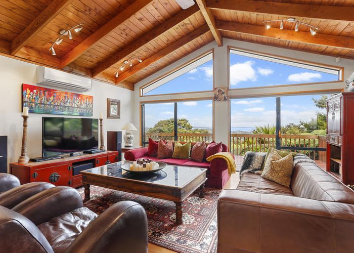  at 280 Shaw Road, Titirangi, Auckland