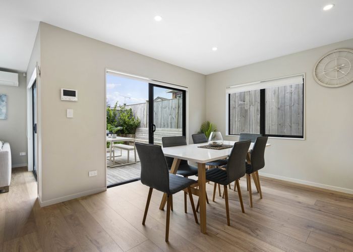  at 7B De Quincey Terrace, Highland Park, Manukau City, Auckland