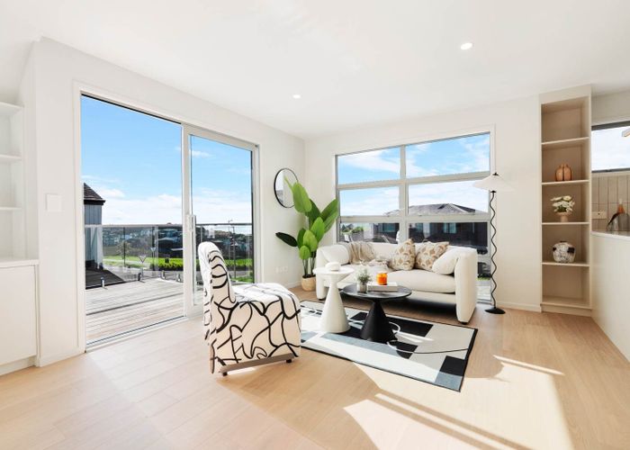  at 6 Pakirikiri Street, Long Bay, North Shore City, Auckland
