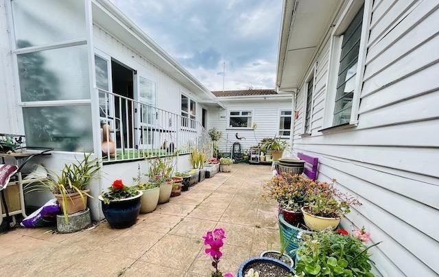  at 146 Gloucester Street, Taradale, Napier