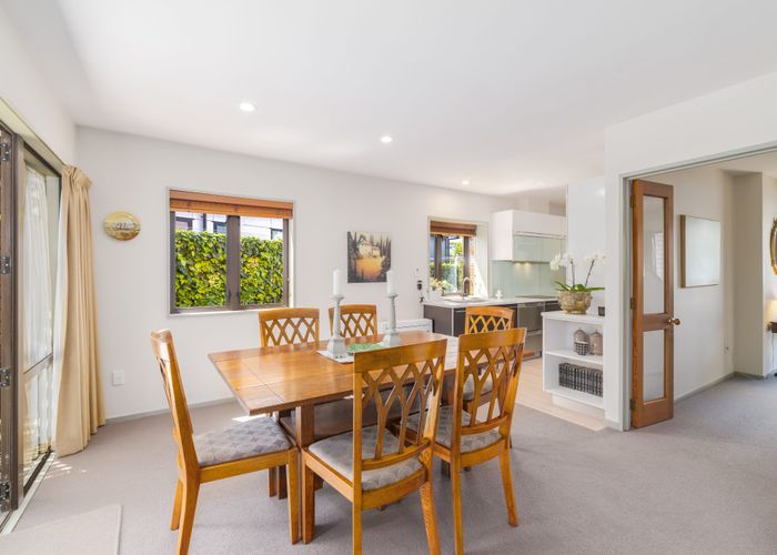  at 33 McDougall Avenue, St. Albans, Christchurch City, Canterbury