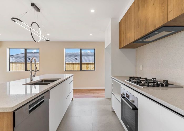  at 4 Paapaka Way, Waiuku, Waiuku