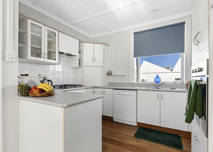  at 219 Devon Street East, New Plymouth