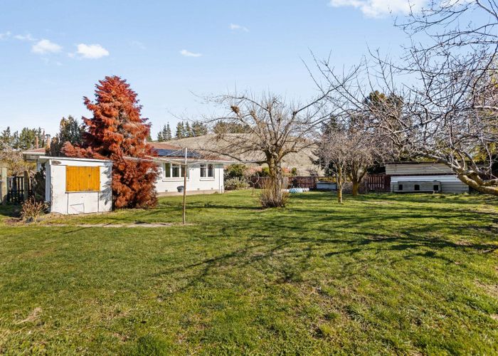  at 7 Cemetery Road, Tarras, Cromwell