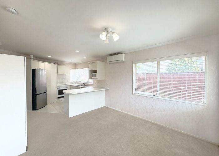  at 180A Botany Road, Botany Downs, Manukau City, Auckland