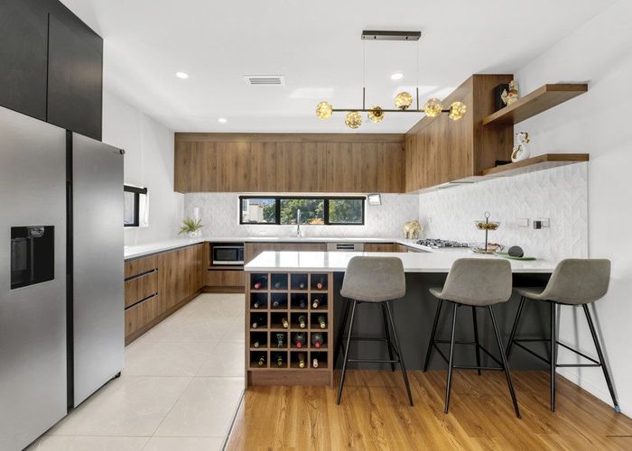  at 23 Tannaghmore Drive, Flat Bush, Manukau City, Auckland