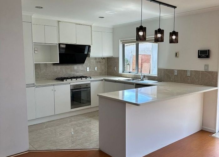  at 18 Kildare Road, Flat Bush, Manukau City, Auckland